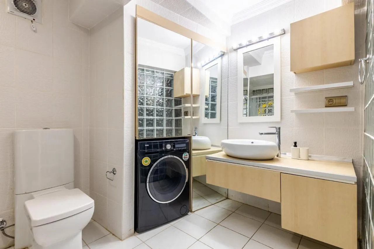 Modern Apartment Near Osmanbey Metro Station Istanbul 0*,