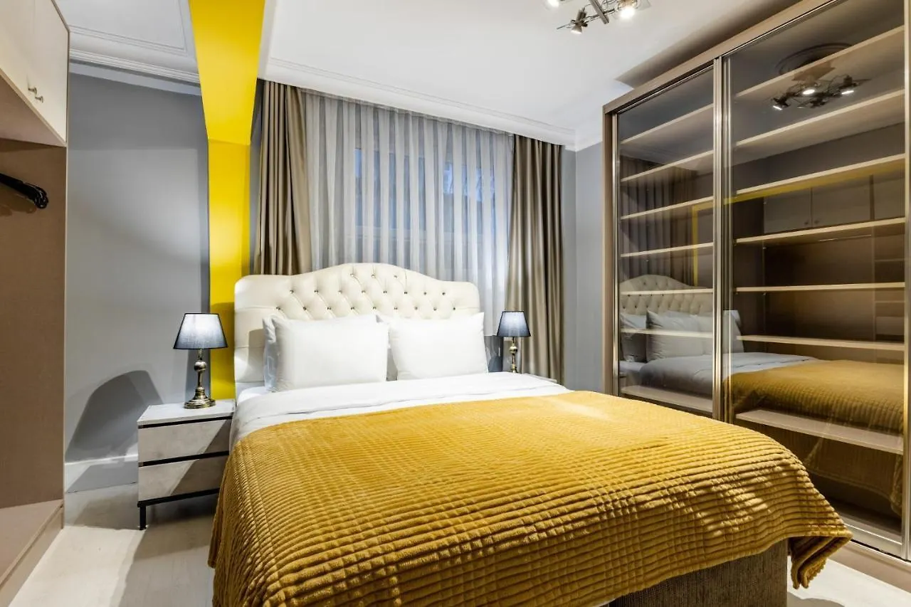 Modern Apartment Near Osmanbey Metro Station Istanbul