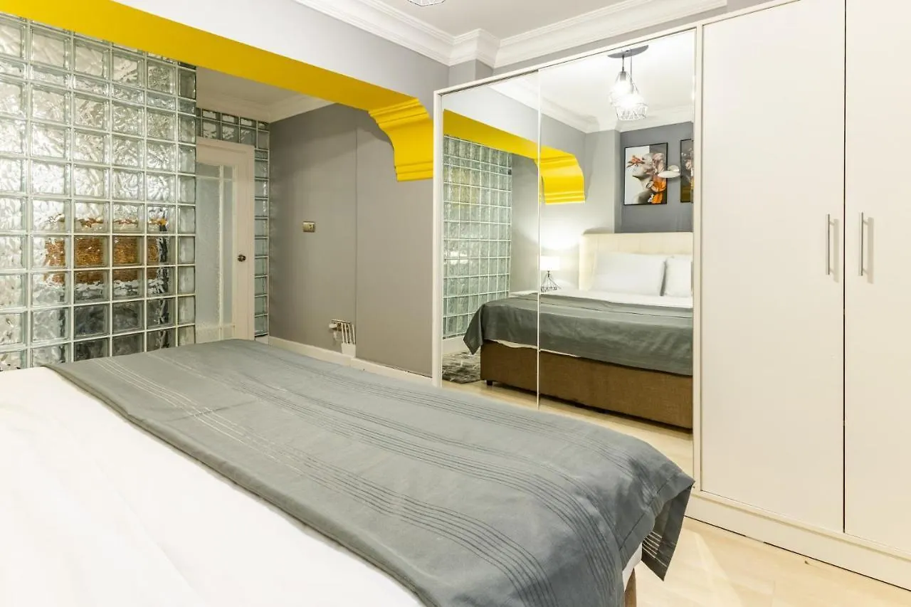 Modern Apartment Near Osmanbey Metro Station Istanbul 0*,  Turkey